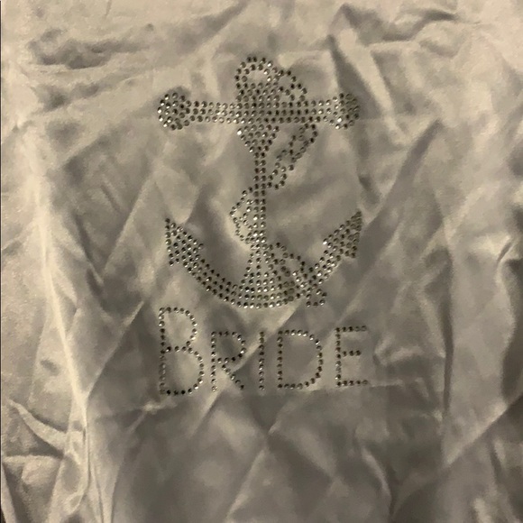 Bridal Robe With Nautical Anchor- never worn - Picture 3 of 4